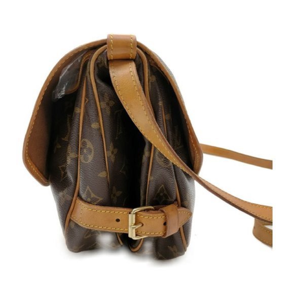 Authentic Louis Vuitton Saumur 30 Crossbody Bag - Picture 3 of 10
